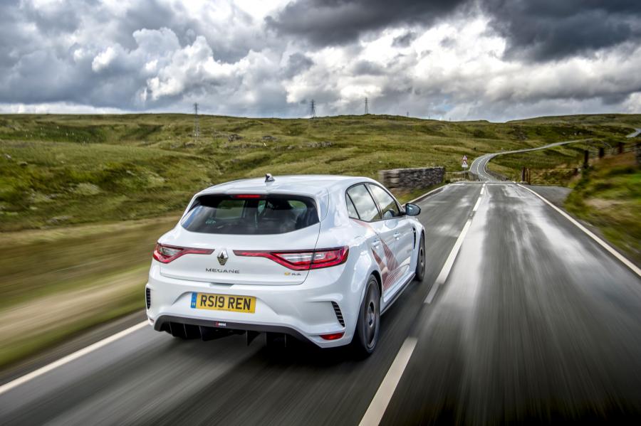  Renault Megane R.S. Trophy-R 2019 года  (UK) (фото 29 из 46)